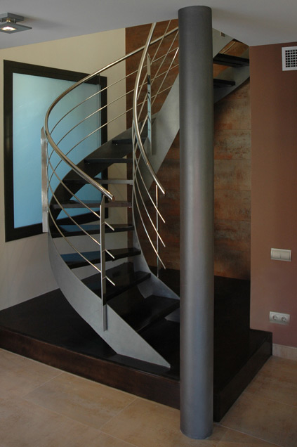 P&eacute;rgola en acero y policarbonato